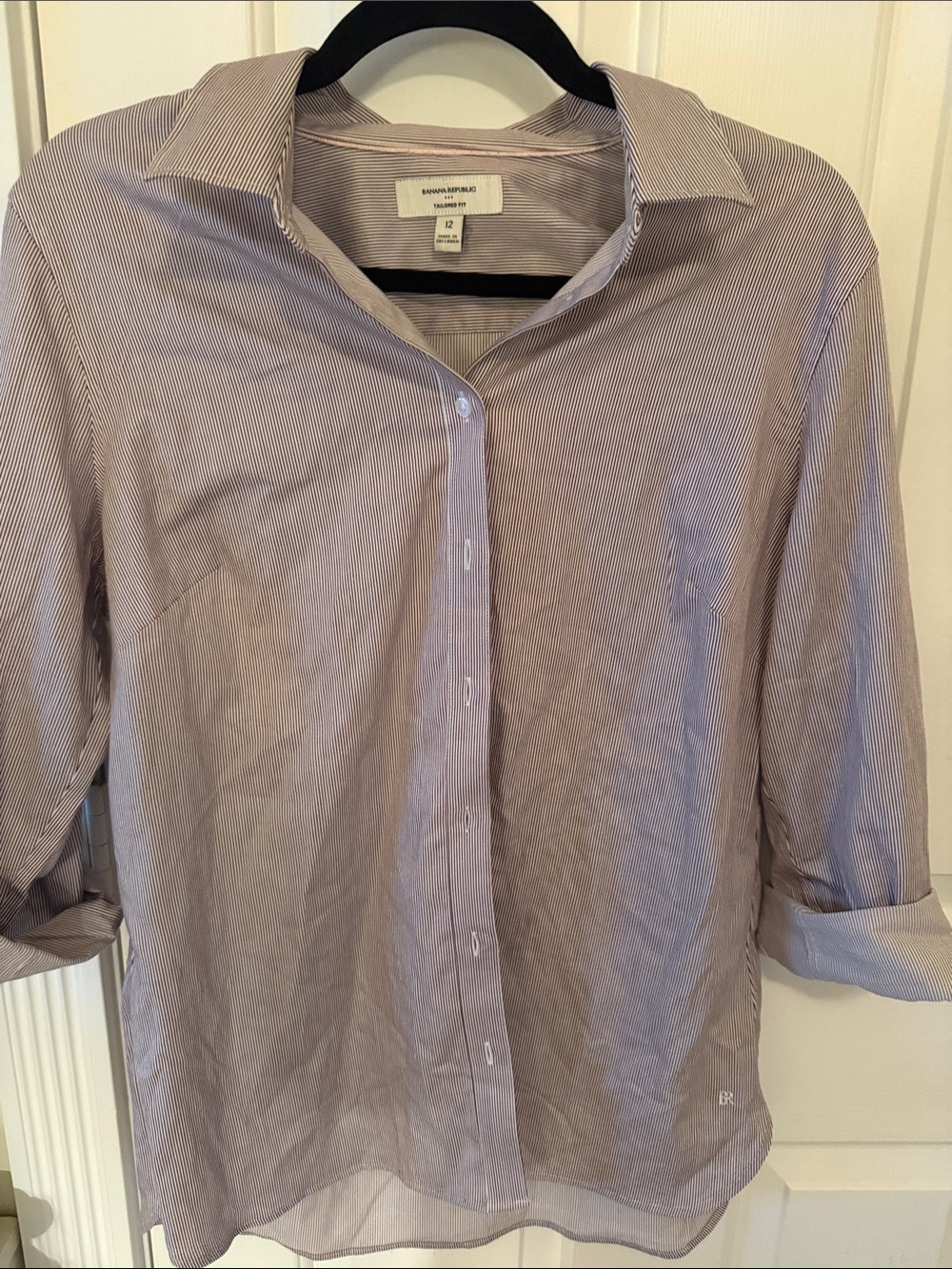 Banana Republic Women’s Light Purple Striped Button-Up Shirt